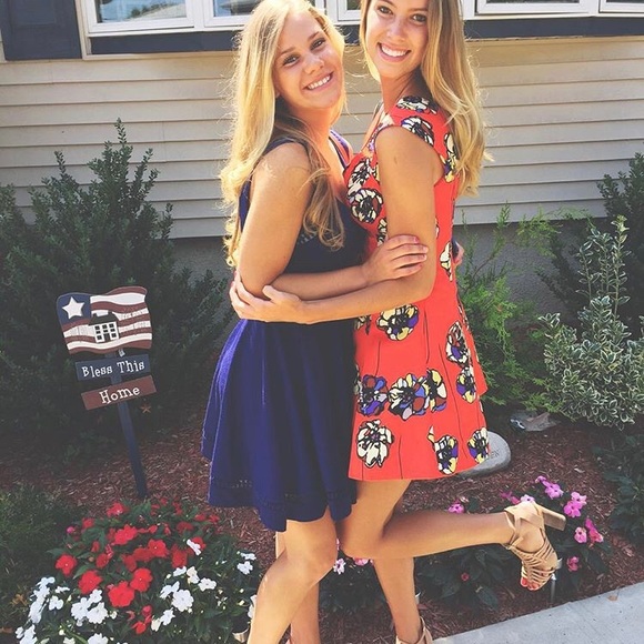 Arc & Co Floral dress - Picture 9 of 9